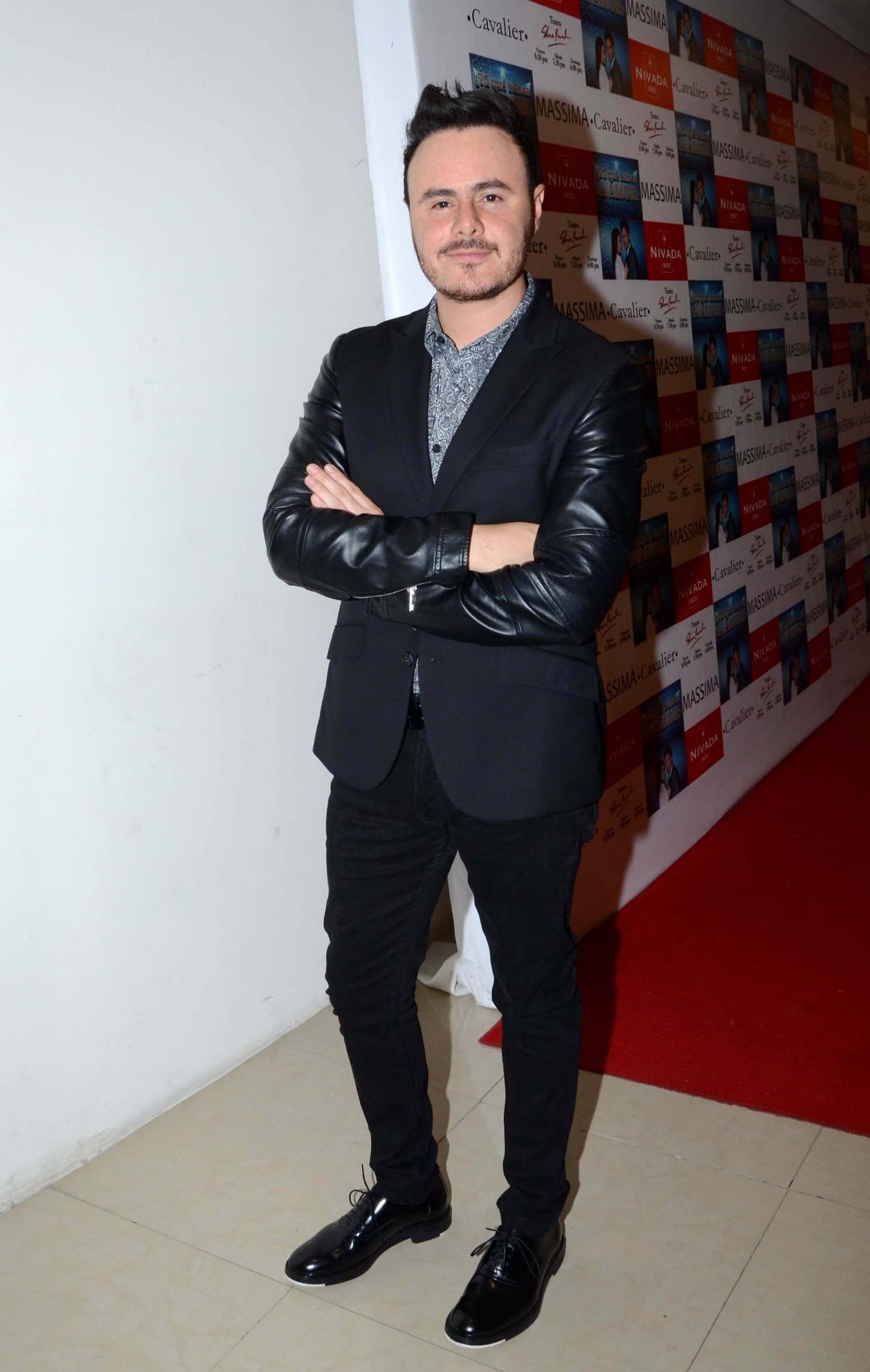 El cantante también aceptó que hace unos días 
<b>le envió a Sherlyn un arreglo de flores.</b>