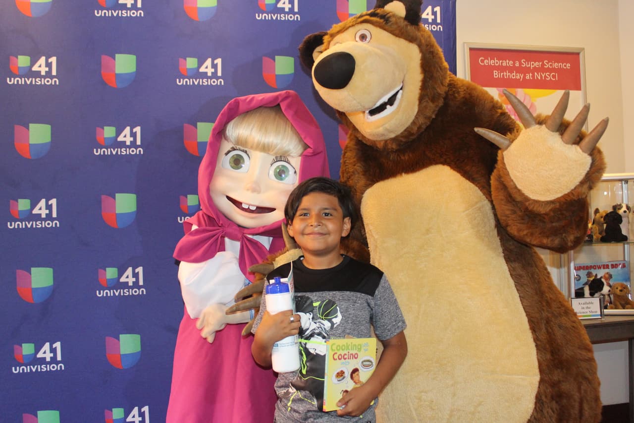 Hubo personajes divertidos para acompañar a los niños