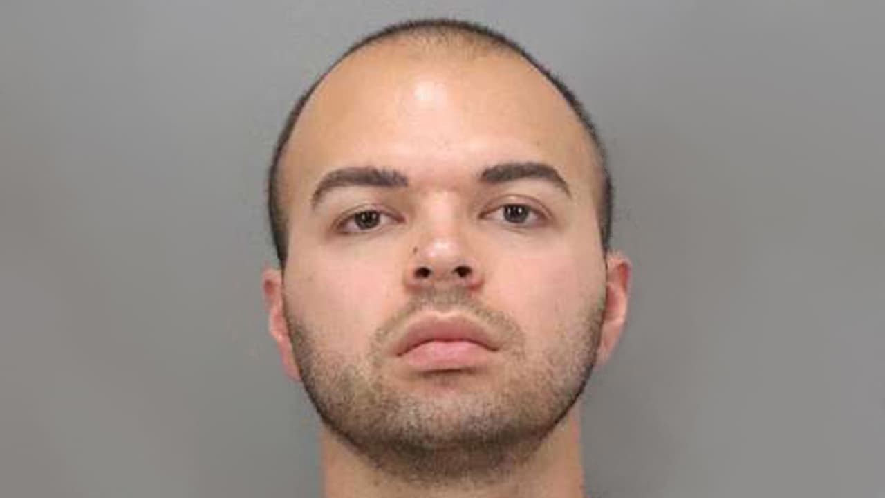 Acusan a un hombre de comunicarse con un niño de 12 años con el fin de cometer actos sexuales en San José