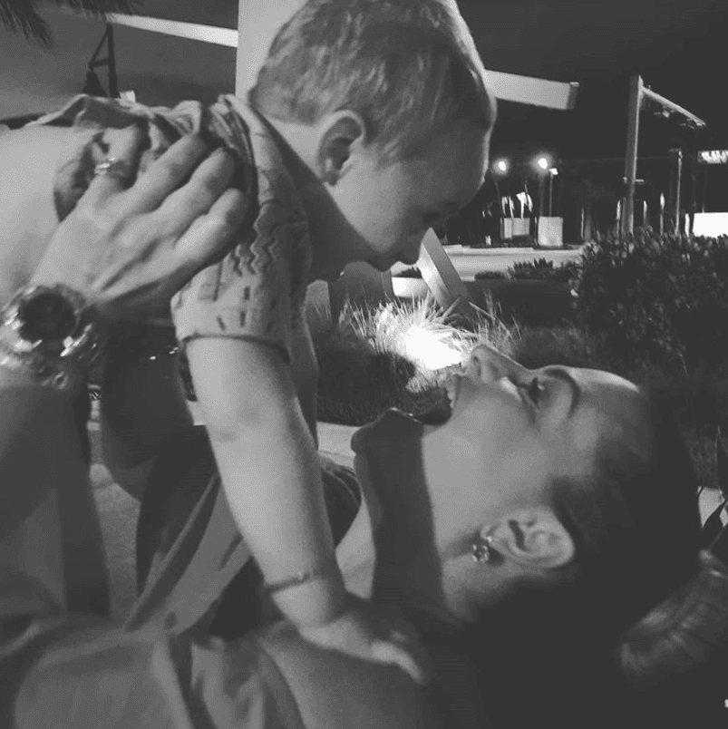 De hecho, Mercedes Molto no suele mostrar el rostro de sus retoños en las plataformas digitales.