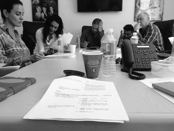 Los dos tienen carreras en el medio bien cimentadas, pues crecieron entre los reflectores y las cámaras.