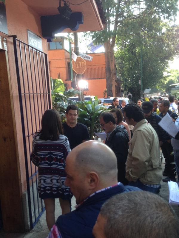 Por ejemplo, se le cuestionó si durante las grabaciones les importa las apariencias.