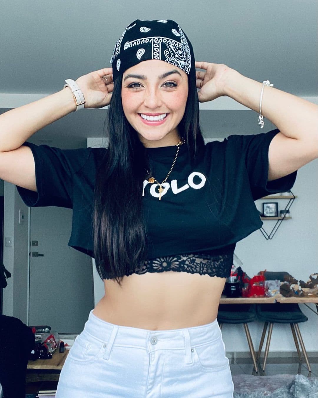 Junto a su hermano, 
<b>Alejandro Correa</b>, la celebridad comparte divertidos videos en su cuenta de TikTok, donde tiene más de 5 millones de seguidores.