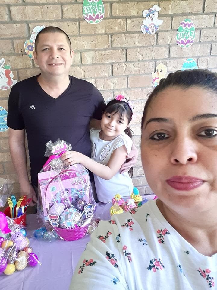 Set fotográfico en casa para guardar recuerdo de esta Pascua.
<br>