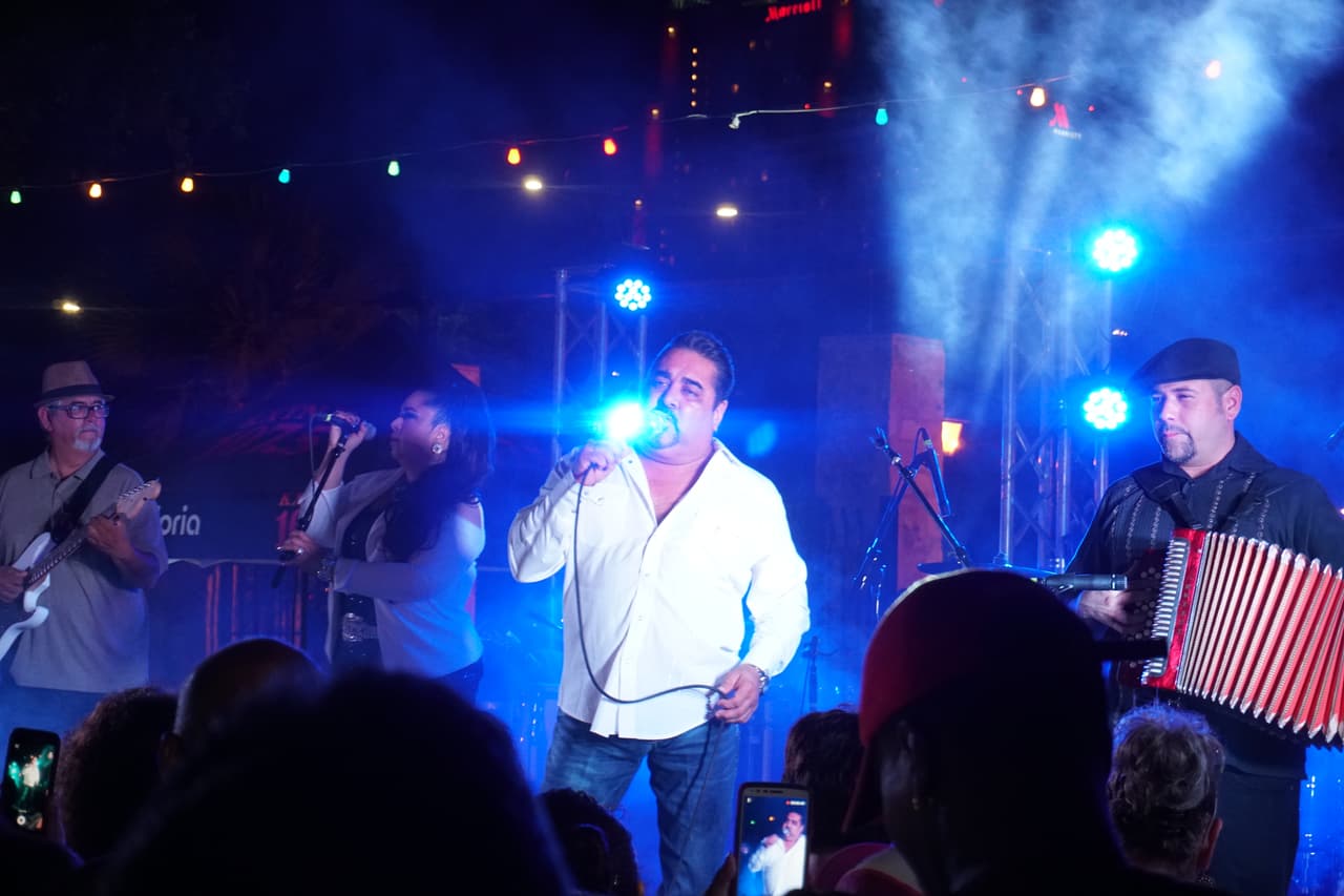 Ram Herrera, Los Banger Broz and Jorge Alejandro took the stage inside La Villita.