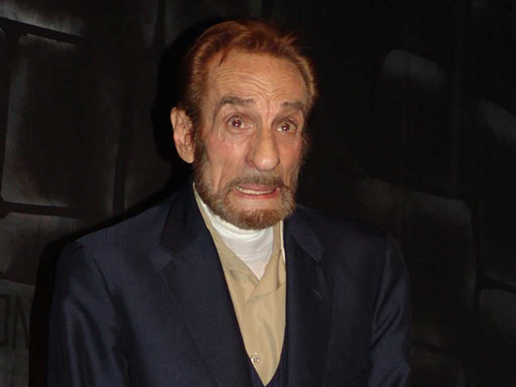 El primer actor Germán Robles falleció la mañana del 21 de noviembre tras estar hospitalizado durante más de 10 días.