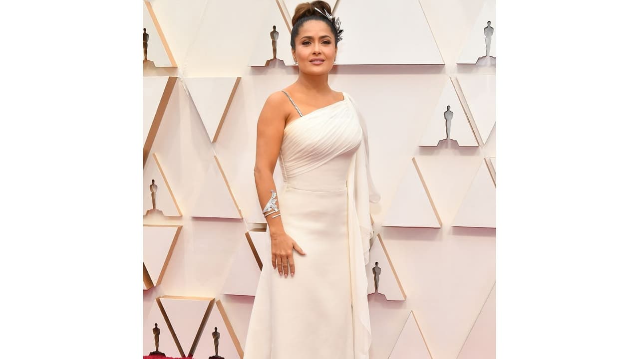 Salma Hayek triunfó con un vestido Gucci en los Oscar 2020