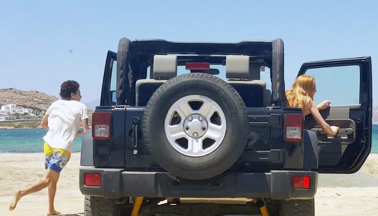El momento fue captado por la cámara de una persona que se encontraba en el lugar.