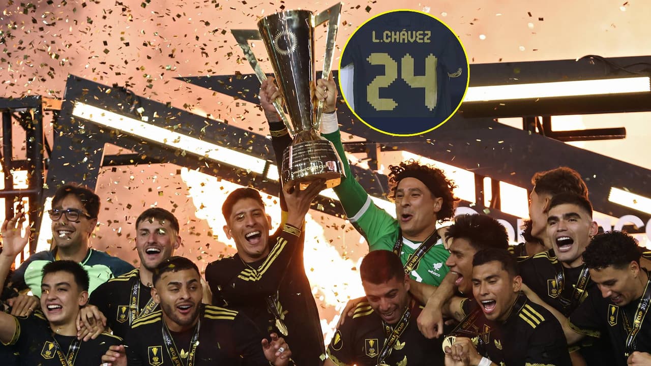 Fue precioso: El gesto de Edson con Ochoa al momento de alzar la Copa Oro