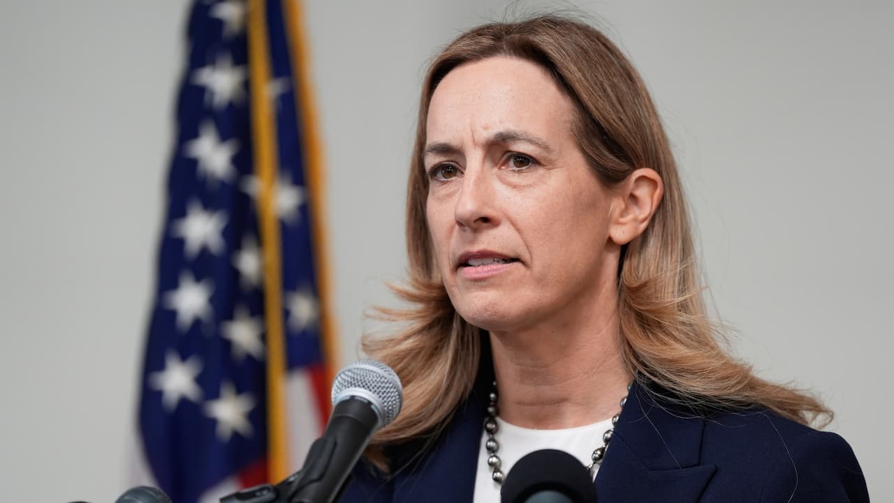 Departamento de Justicia demanda a Nueva Jersey por orden que limita arrestos de ICE.