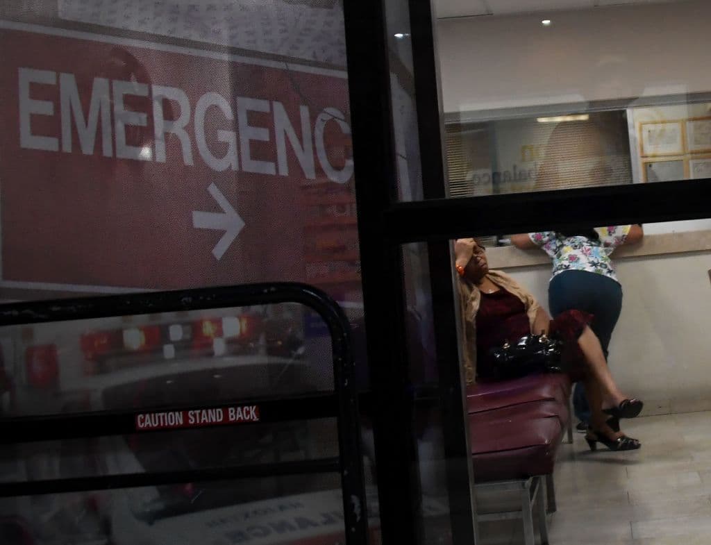 Biden propone eliminar las deudas médicas del historial crediticio para mejorar el récord