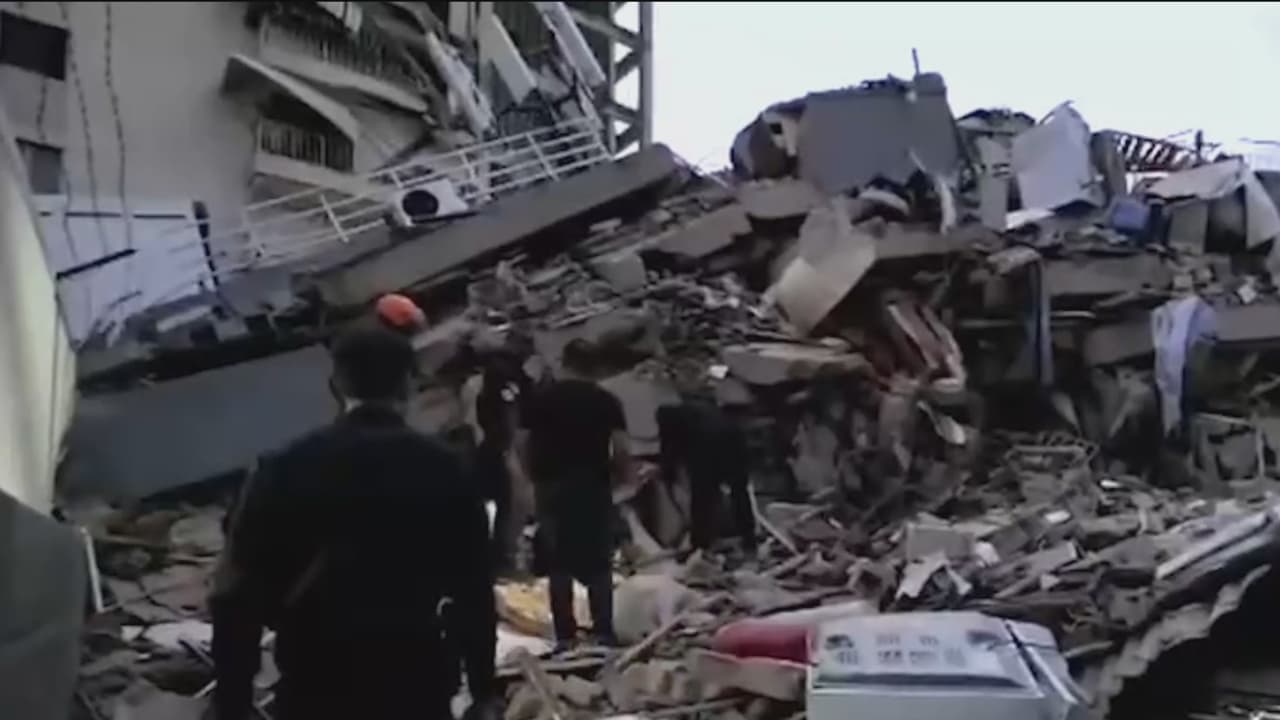 Venezuela tras terremoto: 188 muertos, cientos desaparecidos y llegan equipos de rescate y ayuda