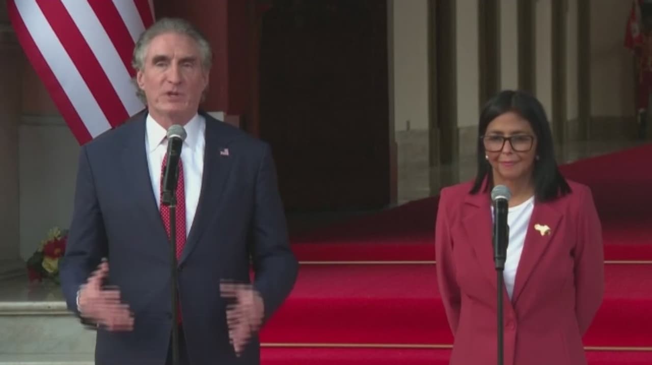 Administración Trump negocia acuerdo millonario de oro con Venezuela: ¿Quién controla los recursos del país?