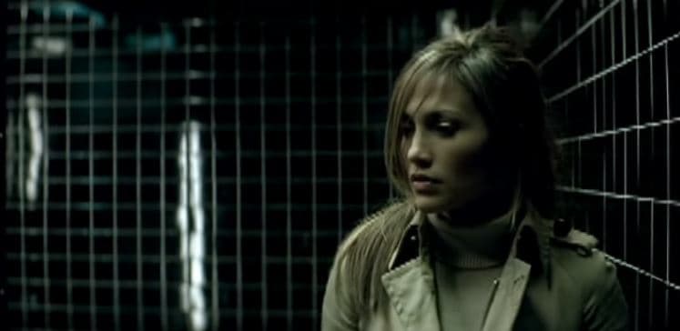 En 2007 presentó su quinto material discográfico, pero el primero realizado totalmente en habla hispana: 'Como ama una mujer'.