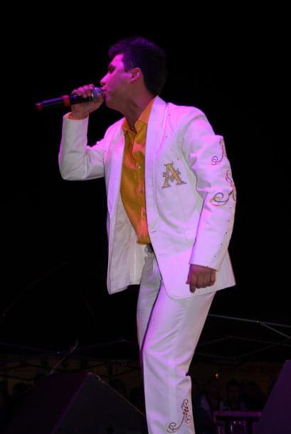 ¡Univisión Arizona sí cumple con su gente! Después de la tormenta, vino un súper concierto con El Dasa y la Arrolladora Banda Limón. Miles de personas bailaron, cantaron y además compartieron con el talento de radio y televisión de Univisión Arizona.