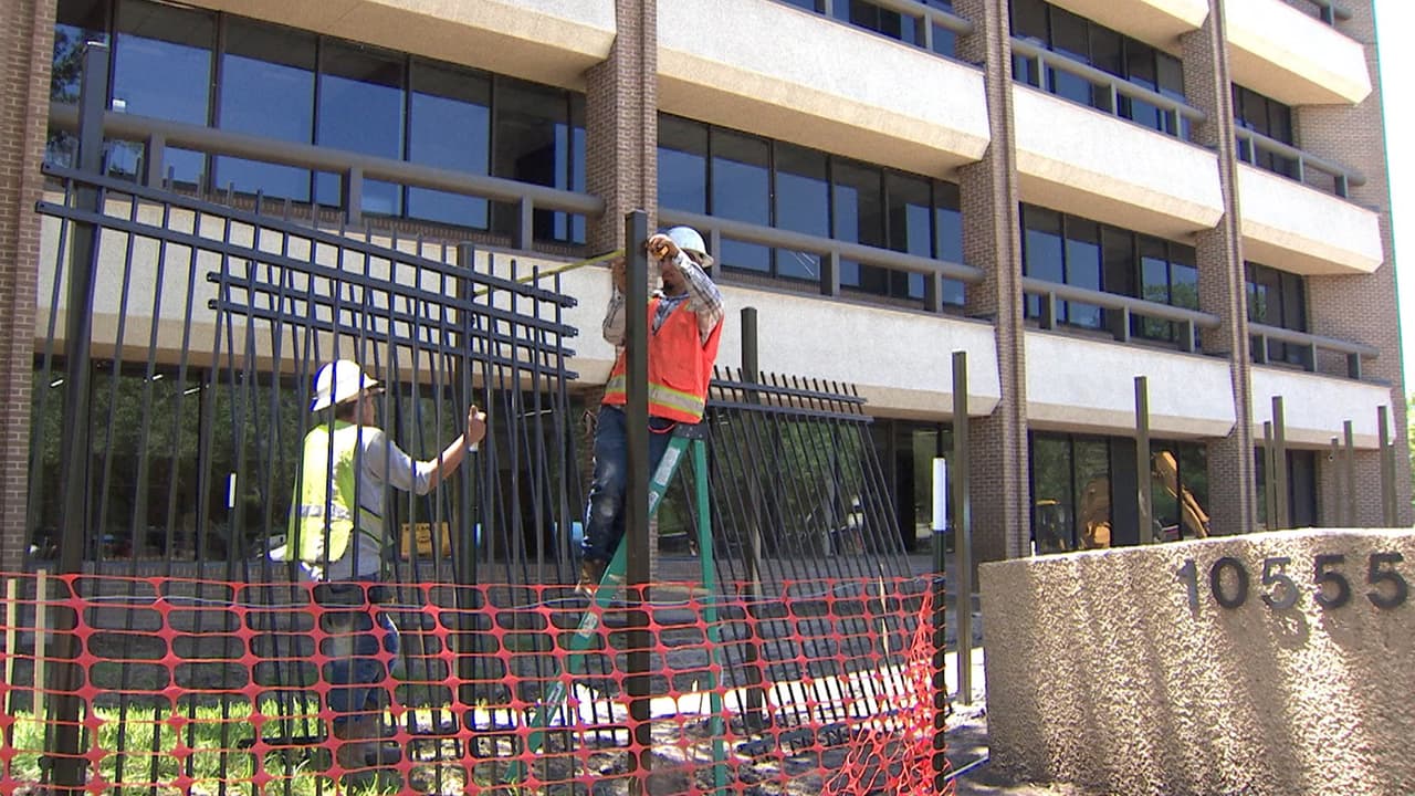 Tienen un aspecto de funcionalidad, de accesibilidad y sobre todo un estacionamiento muy amplio para evitar que nuestros paisanos estuvieran pagando de hasta 25 dólares.
