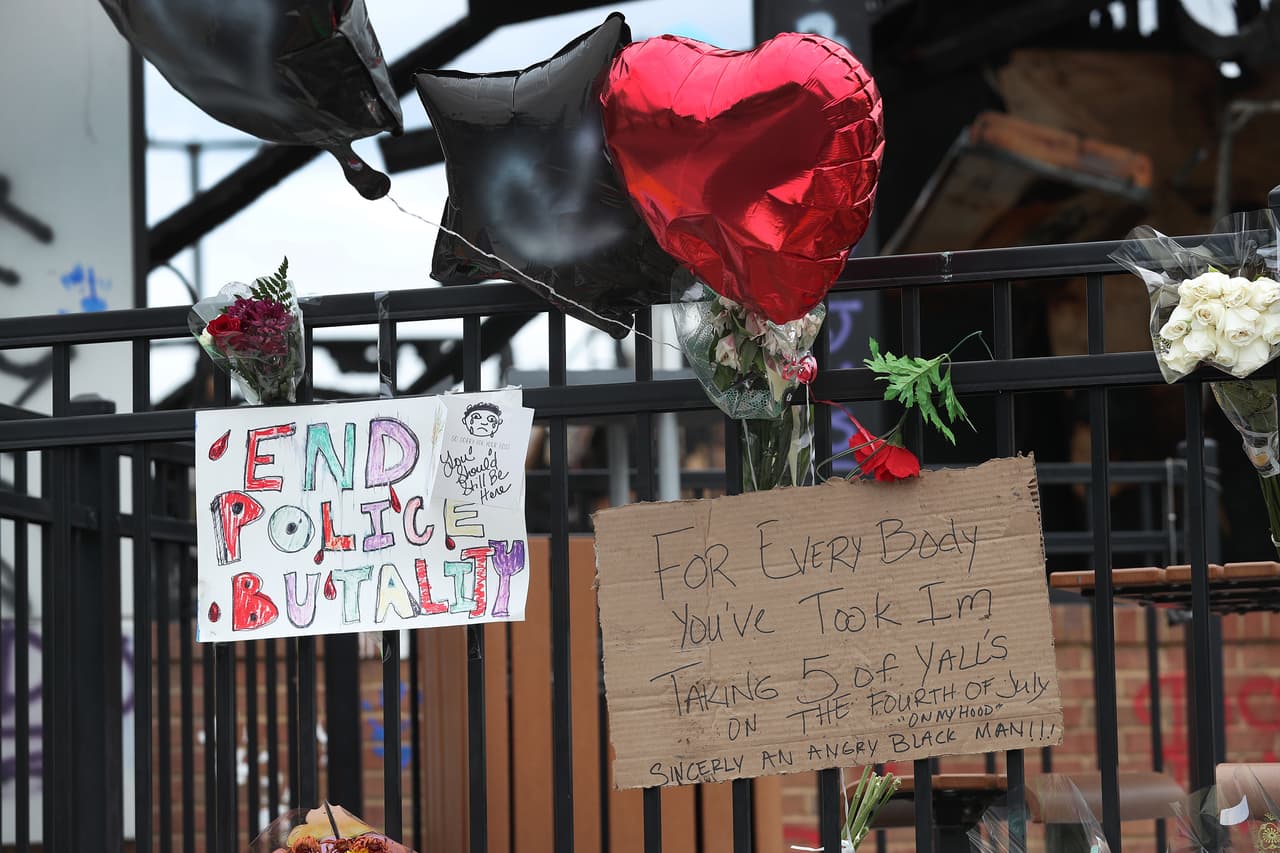 El funeral público de Rayshard Brook, el afroamericano asesinado por policía de Atlanta