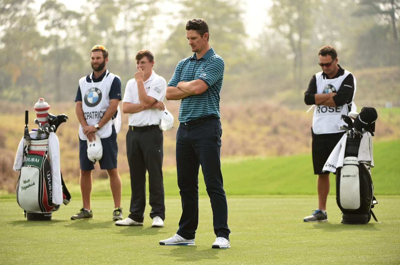Golfistas guardan un minuto de silencio en el Másters BMW, en China.