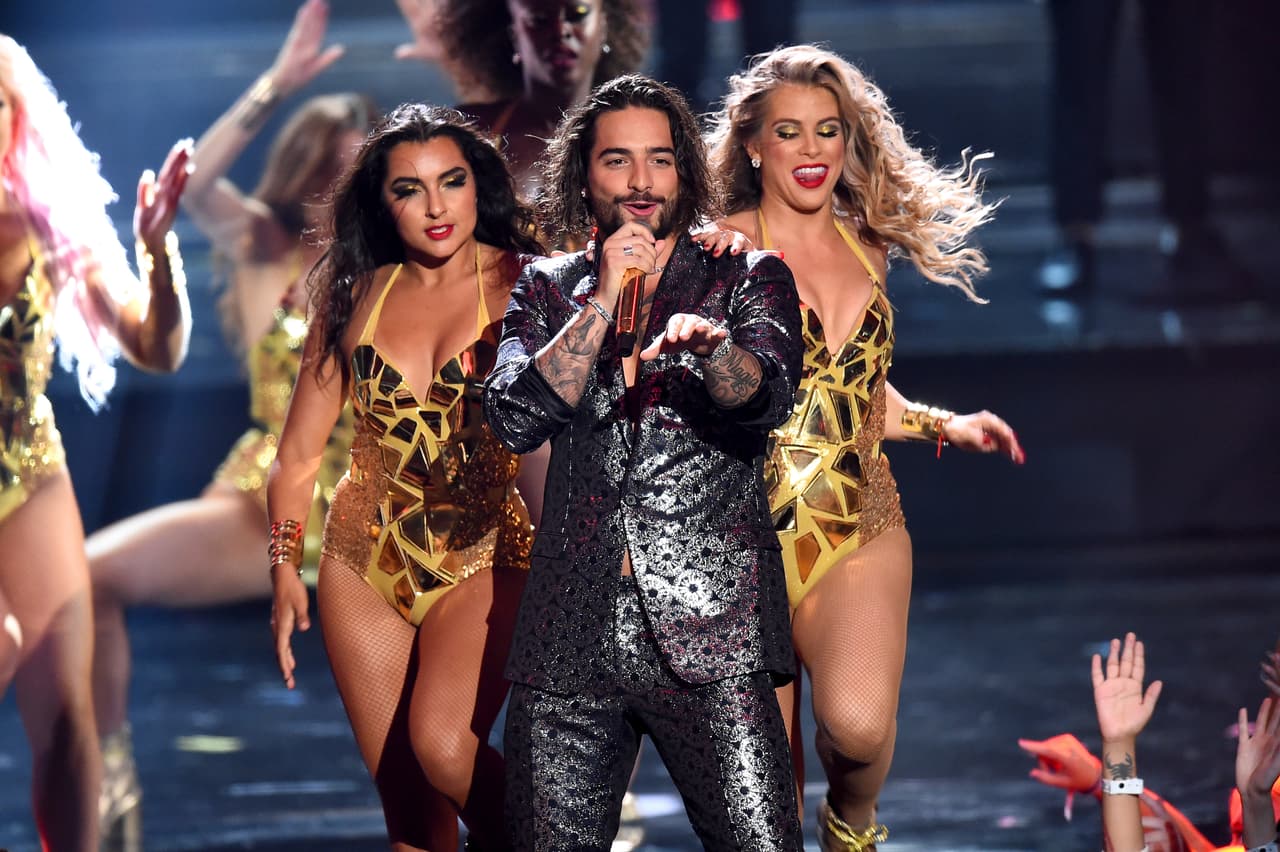 Para 2019, Christian Nodal dará a conocer los temas de su nueva producción en la que destaca un tema ranchero junto al cantante Maluma.