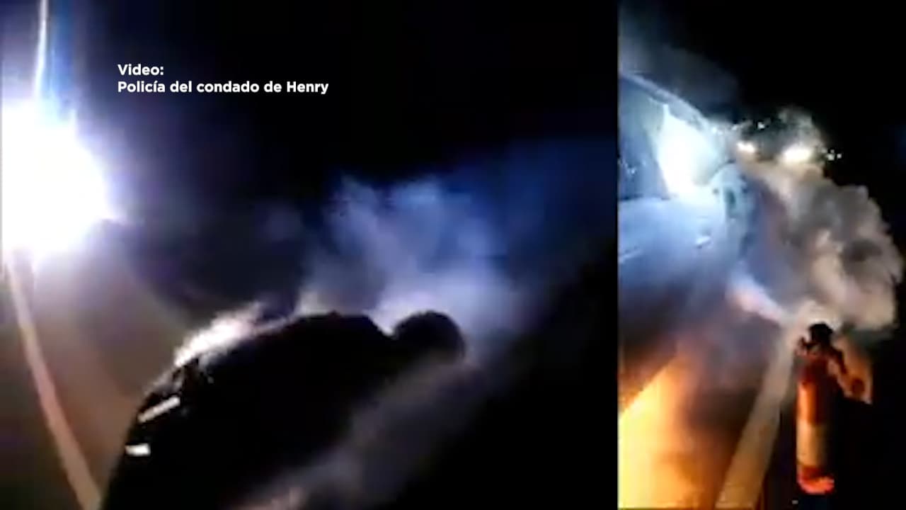 EN VIDEO: Policías de Georgia rescatan a hombre de auto en llamas; reconocen sus "actos heroicos"