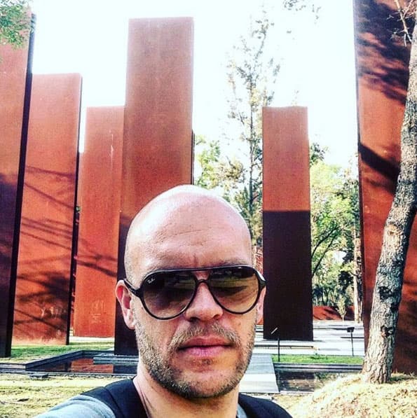 Ahora conozcamos la trayectoria de Ricardo Leguízamo.