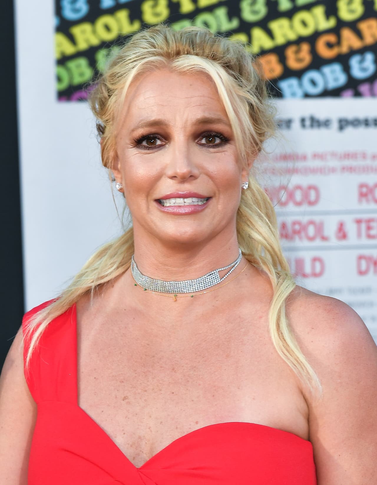 "
<b><a href="https://www.univision.com/famosos/britney-spears-le-dijo-a-un-juez-que-su-padre-la-hizo-internarse-en-un-psiquiatrico-y-la-forzo-a-tomar-medicinas-fotos" target="_blank">Britney hizo lo correcto</a></b> y retiró a los niños y los sacó de allí", dijo Kaplan, según People. También agregó que Federline, de 41 años, todavía quiere que sus hijos tengan "un contacto continuo y significativo con su madre".