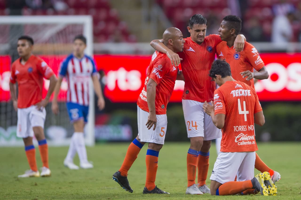 Los Corrrecaminos de Reinoso se impusieron por la mínima en el Estadio Akron.