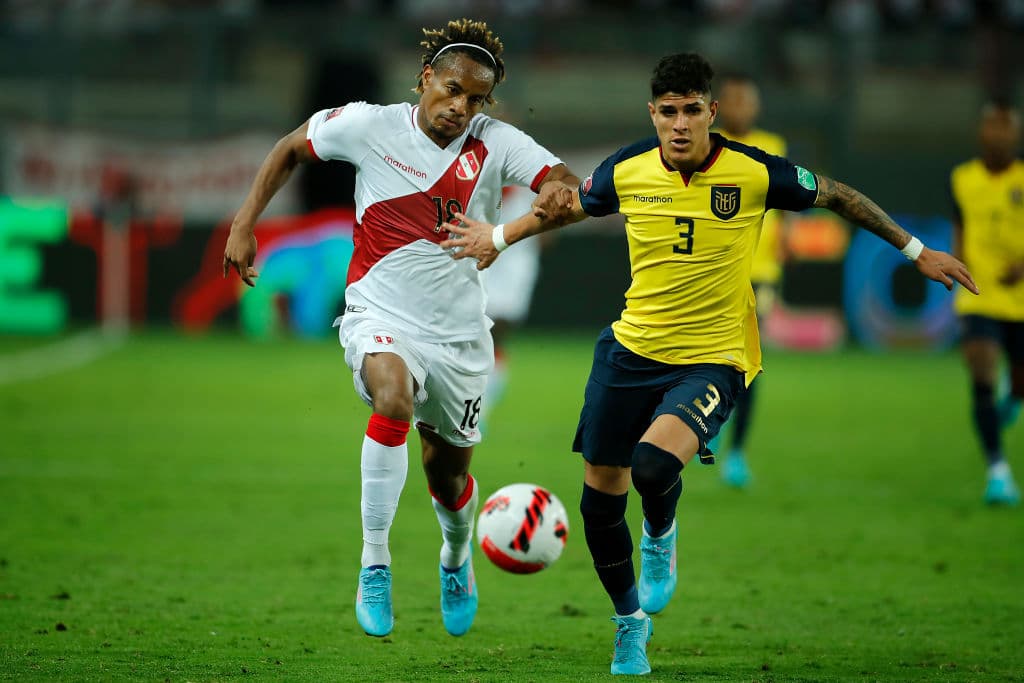 La anotación de Edison Flores al minuto 69 evita de la derrota de Perú, empatan 1-1 con Ecuador y llegan a 21 unidades que los mantiene en el quinto lugar.
