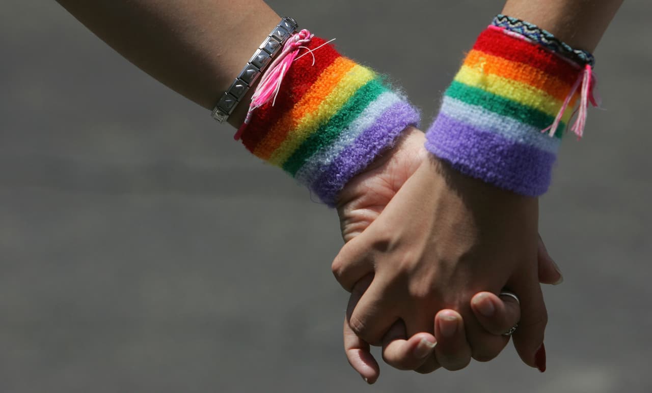 Avanza proyecto en Texas que considerará abuso infantil si niños reciben tratamiento para cambiar de género