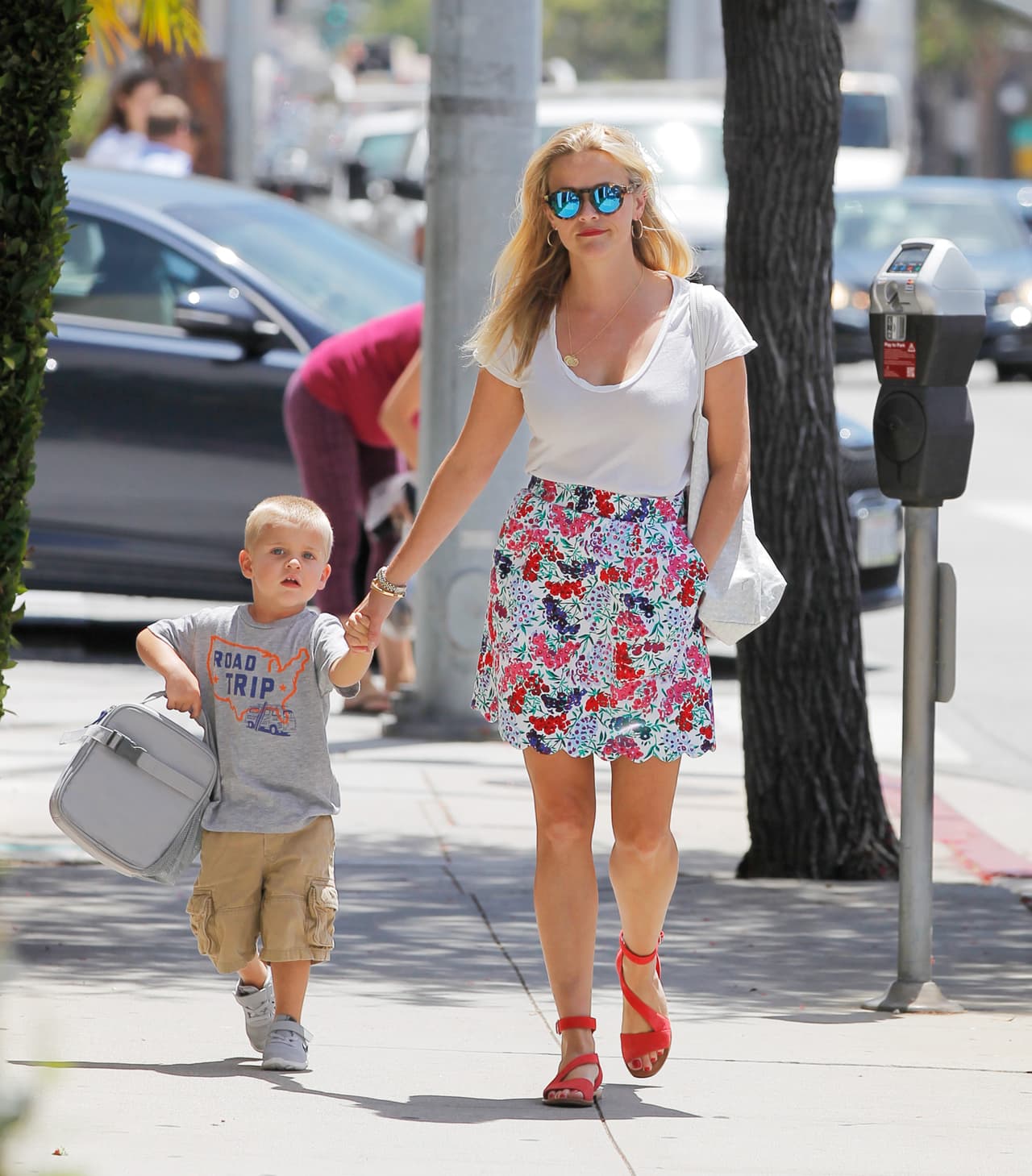 Tennessee James Toth es el pequeño que enloquece a la actriz.