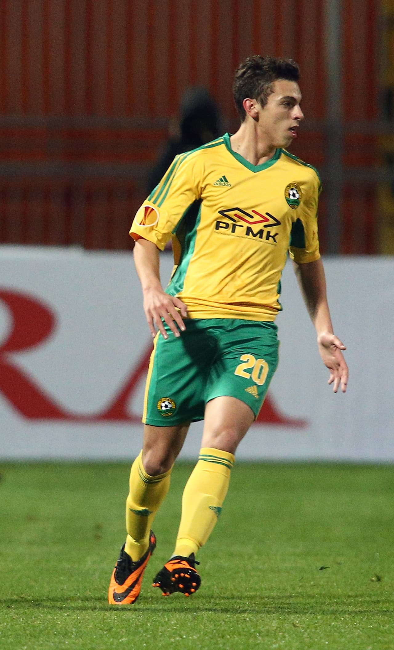 El charrúa Gonzalo Bueno la rompió en el Mundial Sub20 de 2013, pero se fue a jugar a Rusia y se perdió. Ahora, en Colón de Santa Fe, lleva tres goles en siete partidos. 
<b>Nada mal ¿no?</b>