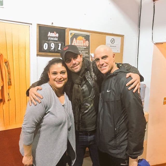 Lisardo no para con el trabajo. Sigue en la puesta en escena Annie El Musical.