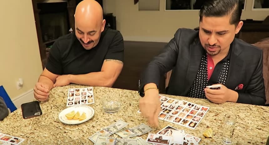 Larry Hernandez y Lupillo Rivera juegan a la "Narco-Lotería"