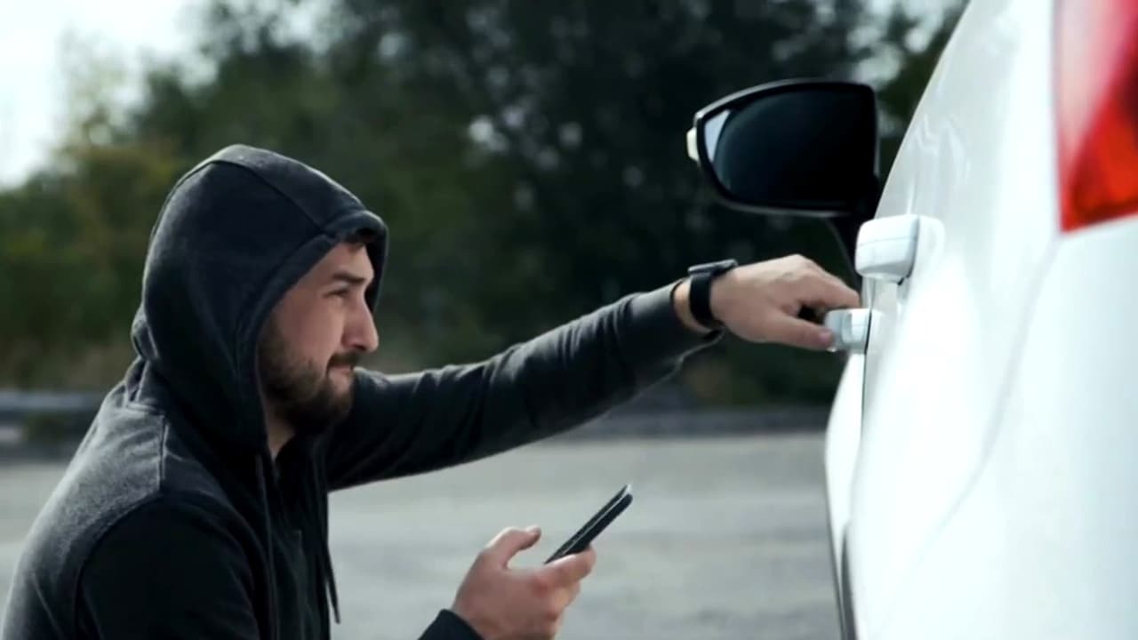Protege tu auto de los hackers: recomendaciones para evitar un robo y aumentar la seguridad