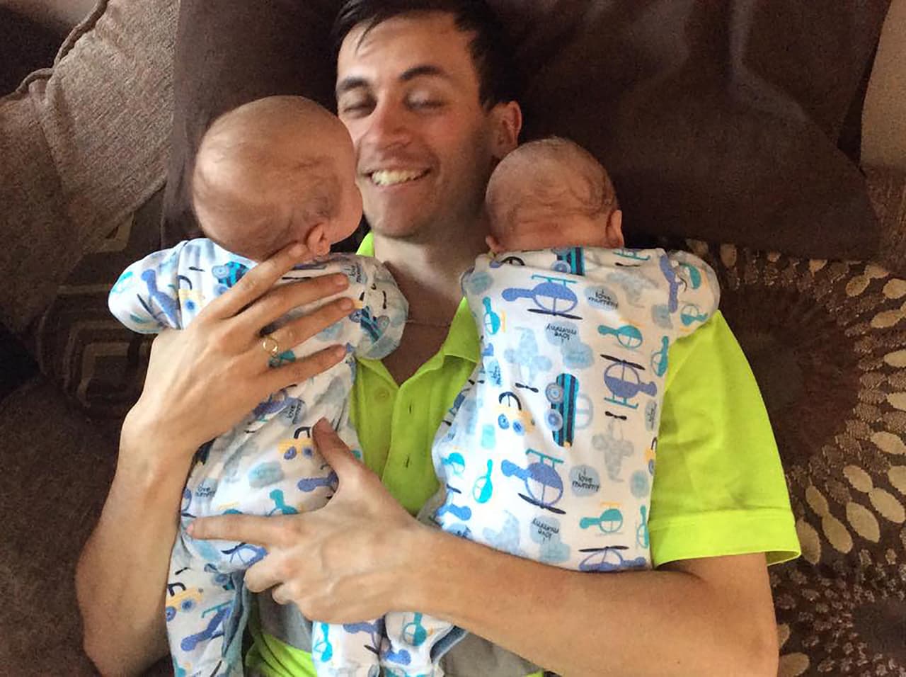 12 días después de la intervención estos bebés se encontraban a salvo de cualquier peligro y a pesar de que al nacer eran muy pequeños, hoy son unos gemelos muy sanos.