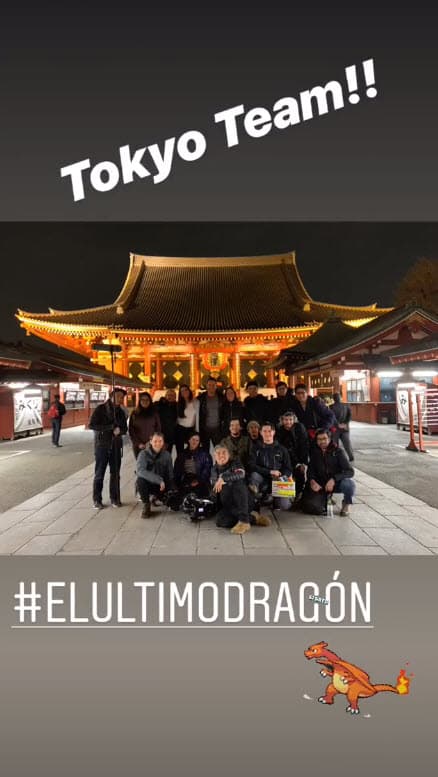 Y también publicó una imagen junto al equipo con el que trabajará en 'El dragón'.