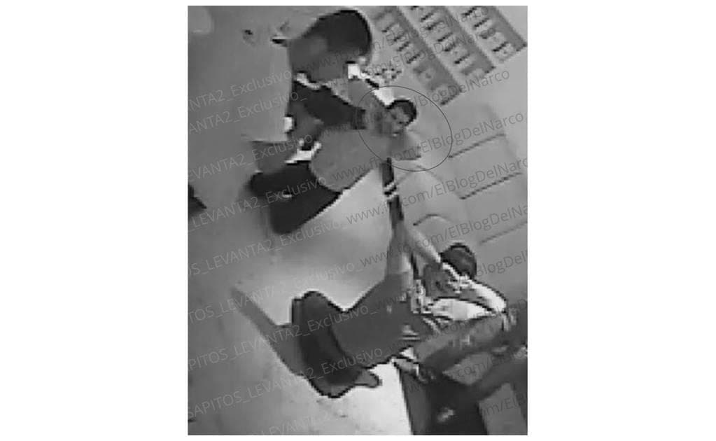 El fiscal de Jalisco, Jesús Eduardo Almaguer Ramírez, confirmó que las fotos difundidas por el 'Blog del Narco' en Internet son reales. La unidad de comunicación social de la Fiscalía dijo a Univision Noticias que se trató de una filtración ilegal de la investigación que se está tratanto de esclarecer.