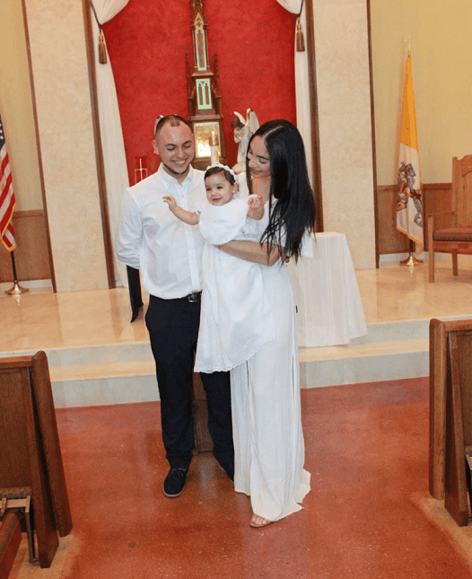 El 11 de noviembre fue una fecha especial. Natalia Lozada compartió las imágenes del bautizo de su hija.