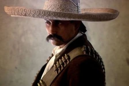 Otra razón es el vestuario, ¿a quién no le gusta mirarlo?