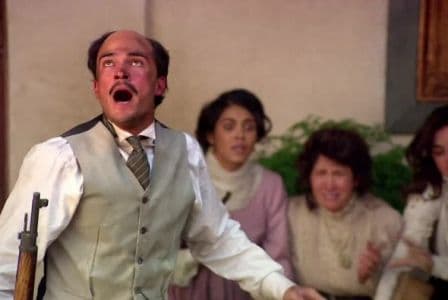 Aquí otra gran razón, ¡no te puedes perder la actuación del galán Alfonso Herrera en su papel de Aquiles Serdán!