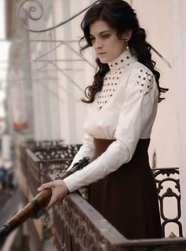 Esta fabulosa serie fue producida con motivo del centenario de la Revolución Mexicana de México.