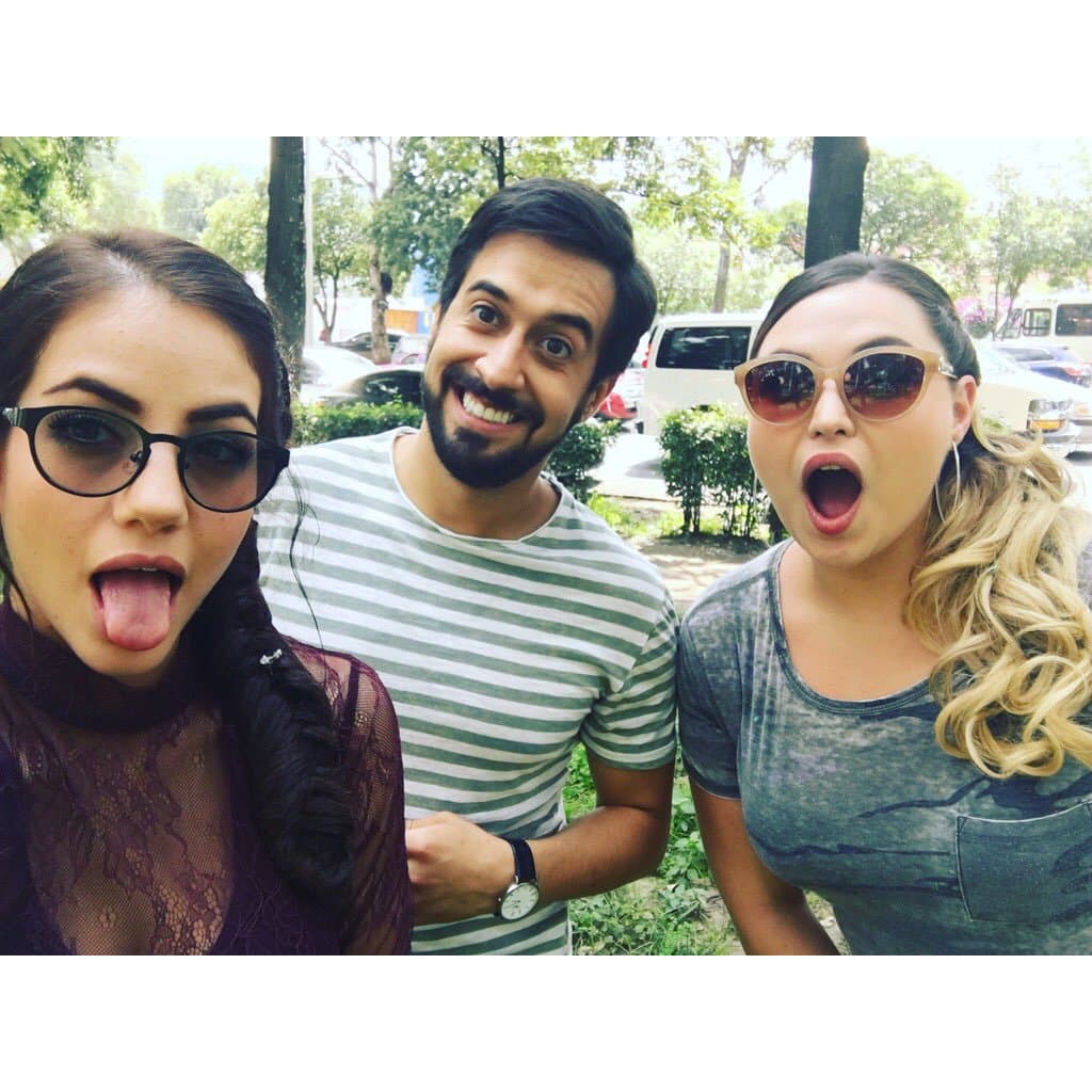 ¡Nos encanta conocer sus momentos de locura! Daniel Tovar es súper envidiado al estar con estas bellezas.