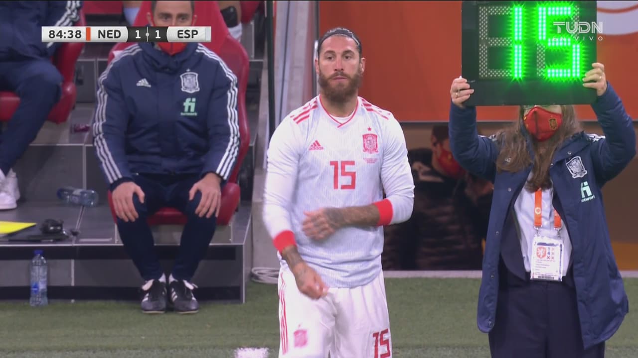 Sergio Ramos iguala a Buffon y va tras récord de Claudio Suárez