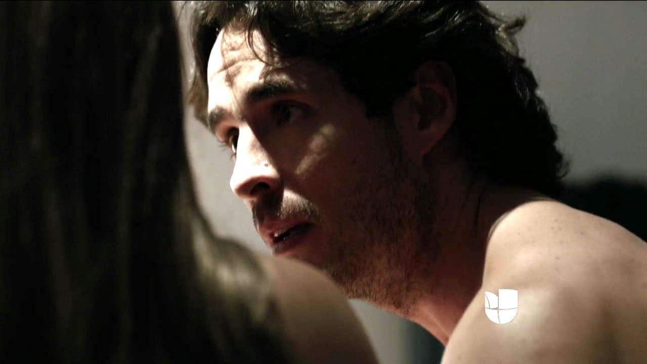 Eric la reconfortó y le dio ánimos.