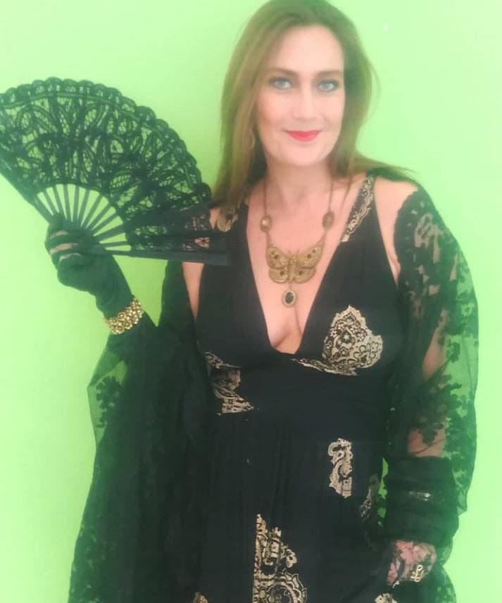 "Acabé yo empijamada, descalza en el apartamento de una sobrecargo, una amiga de él", agregó sobre qué sucedió después del supuesto altercado.
<br>