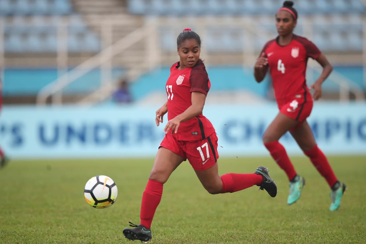 Sin embargo, un error propició el empate a los 49 minutos. Tierna Davidson mandó el balón al fondo de las redes y el duelo se igualó a un gol.
