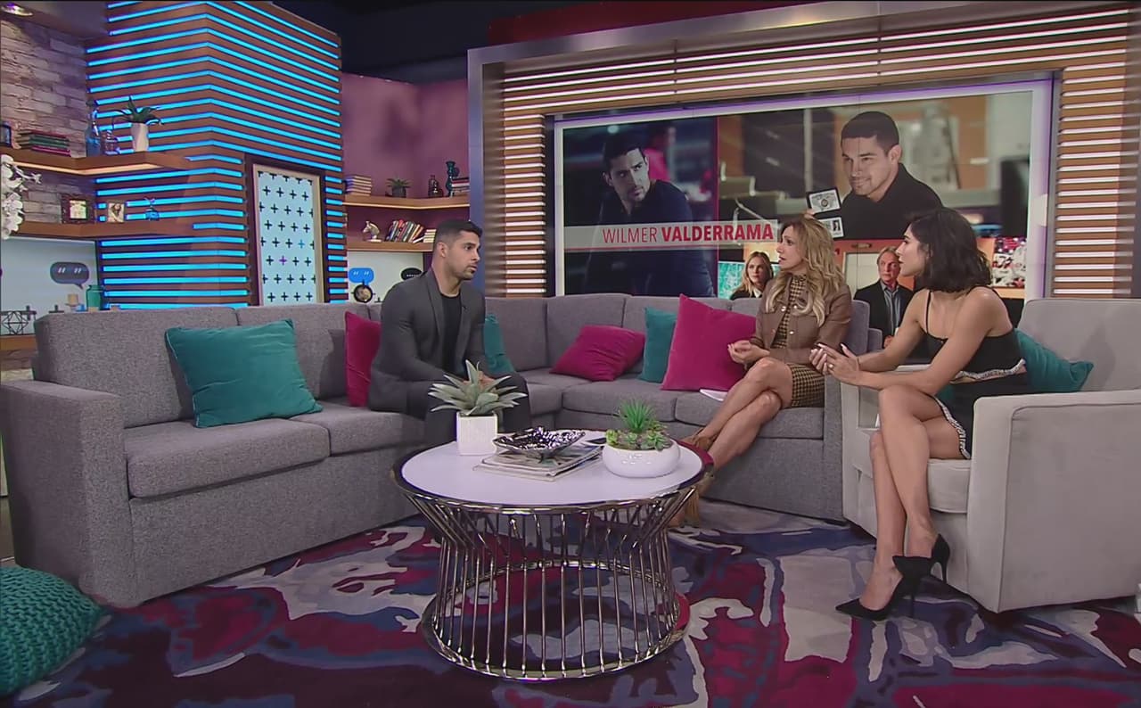 Y aunque Lili trató de insistir sobre el tema al preguntarle si ha hablado con la familia de la cantante, el actor contestó brevemente: "Hemos sido familia por muchos años. Es importante que le den su privacidad, ahorita tiene que vivir su vida y tiene que ser ella quien decida".