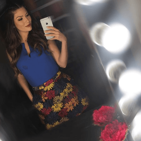 Ana se ha convertido en toda una experta para tomarse sus propias fotos.