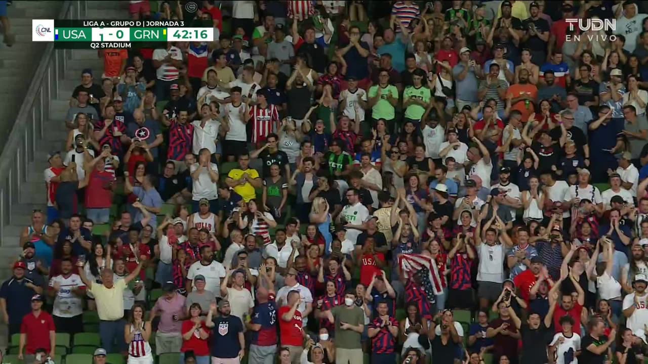 ¡GOL!  anota para Estados Unidos. Jesús Ferreira