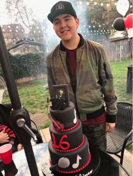 Juan Ángel cumplió 16 años el pasado 11 de febrero, lo que celebró junto a sus amigos y familia.